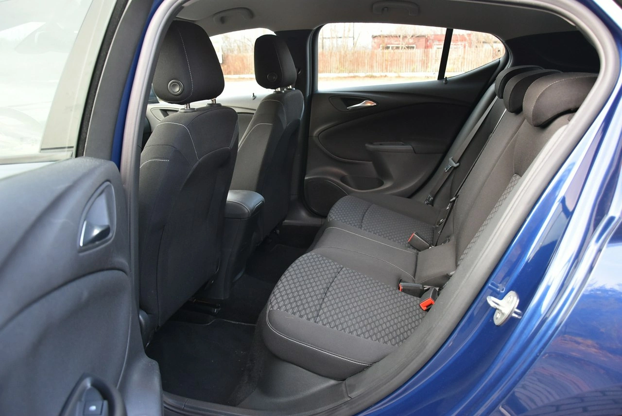 Opel Astra - Zdjęcie 13