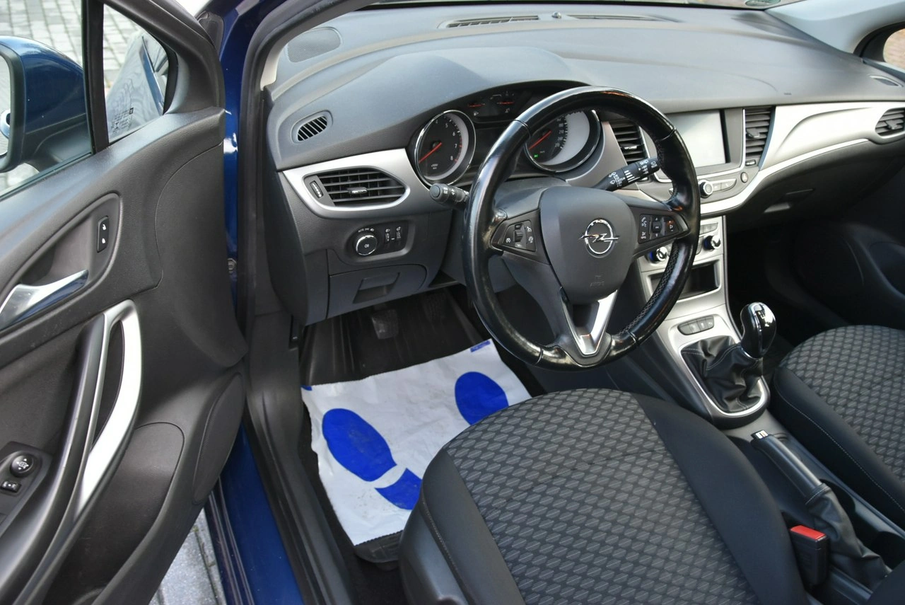 Opel Astra - Zdjęcie 14