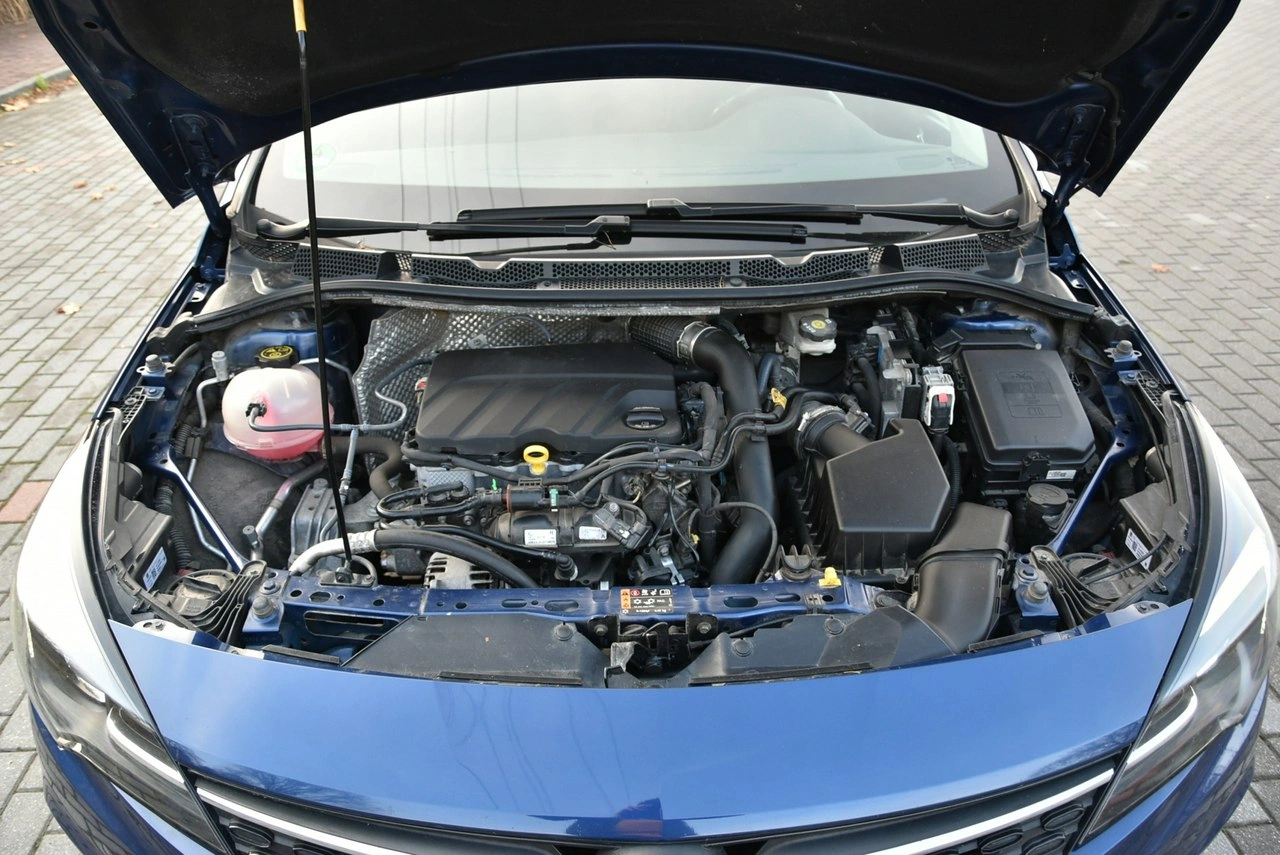 Opel Astra - Zdjęcie 25