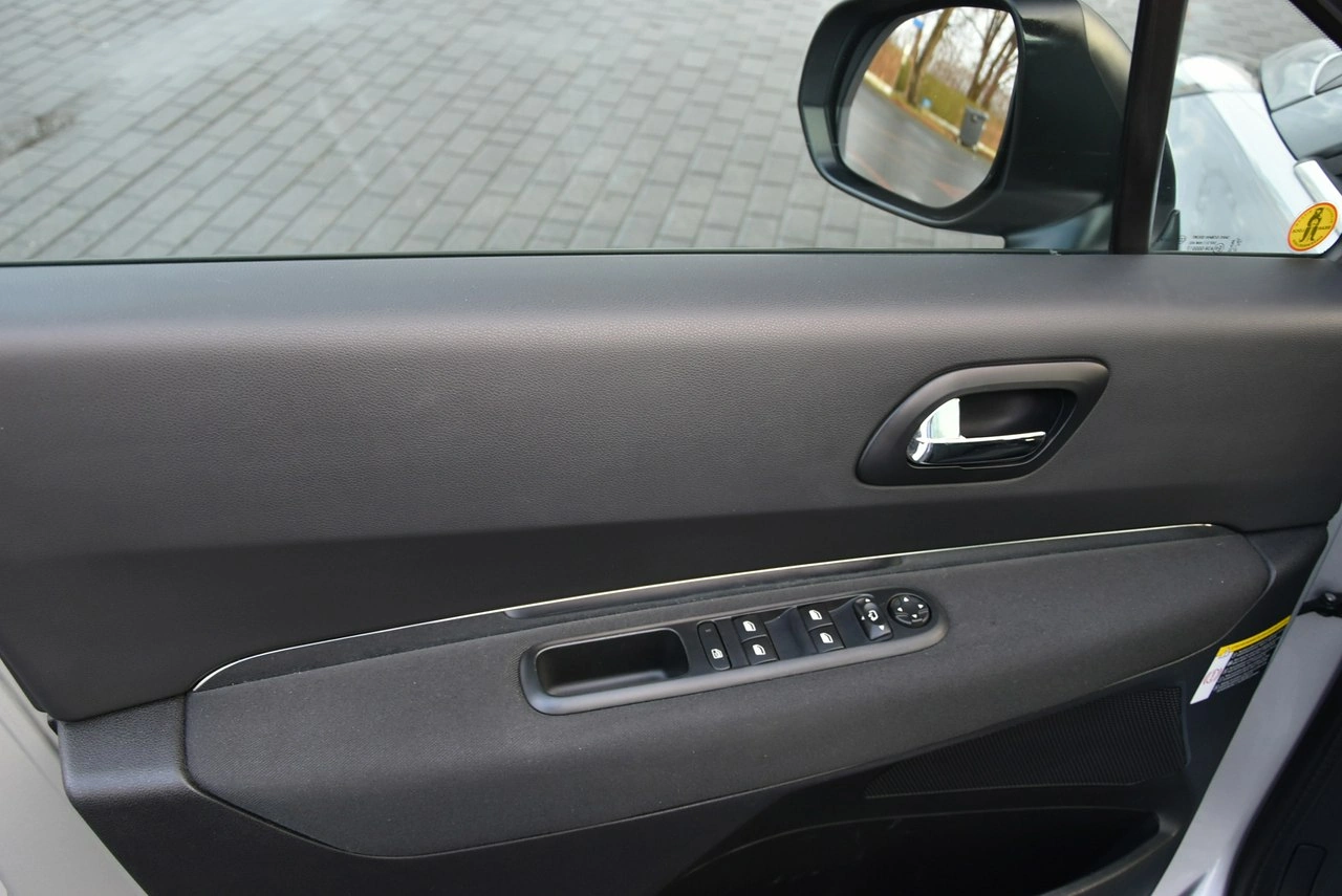 Peugeot 5008 - Zdjęcie 25