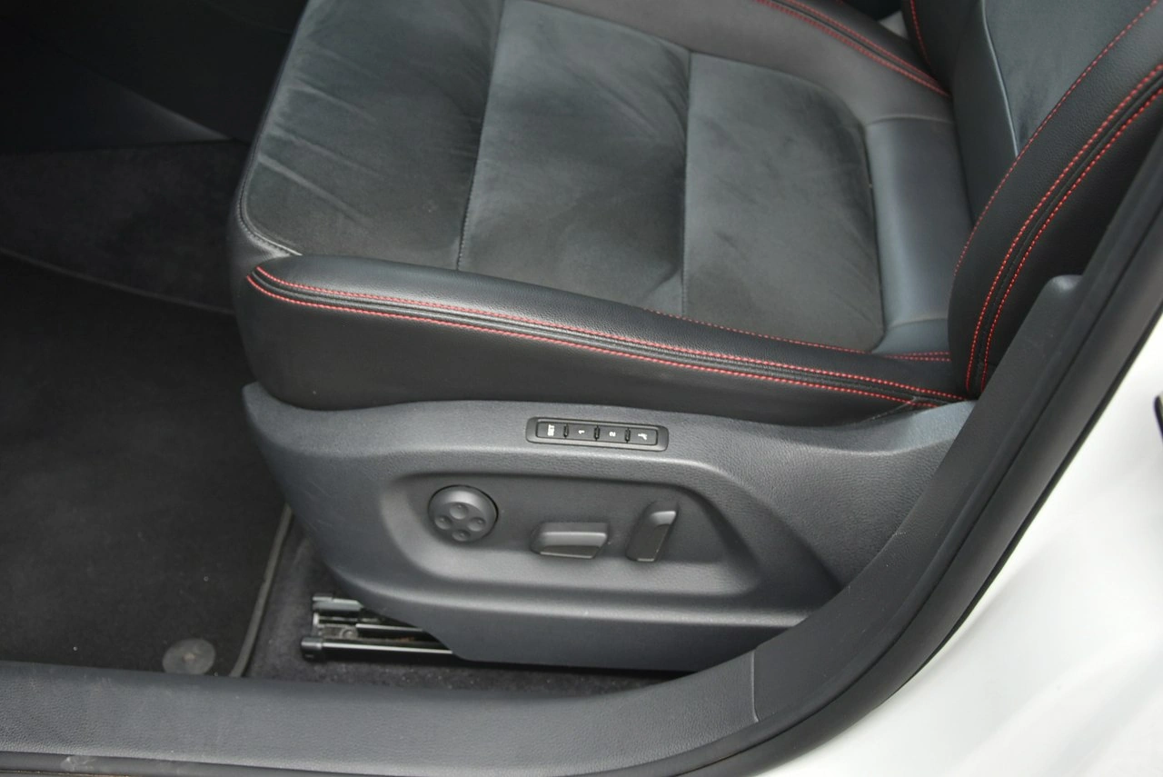 Seat Alhambra - Zdjęcie 22