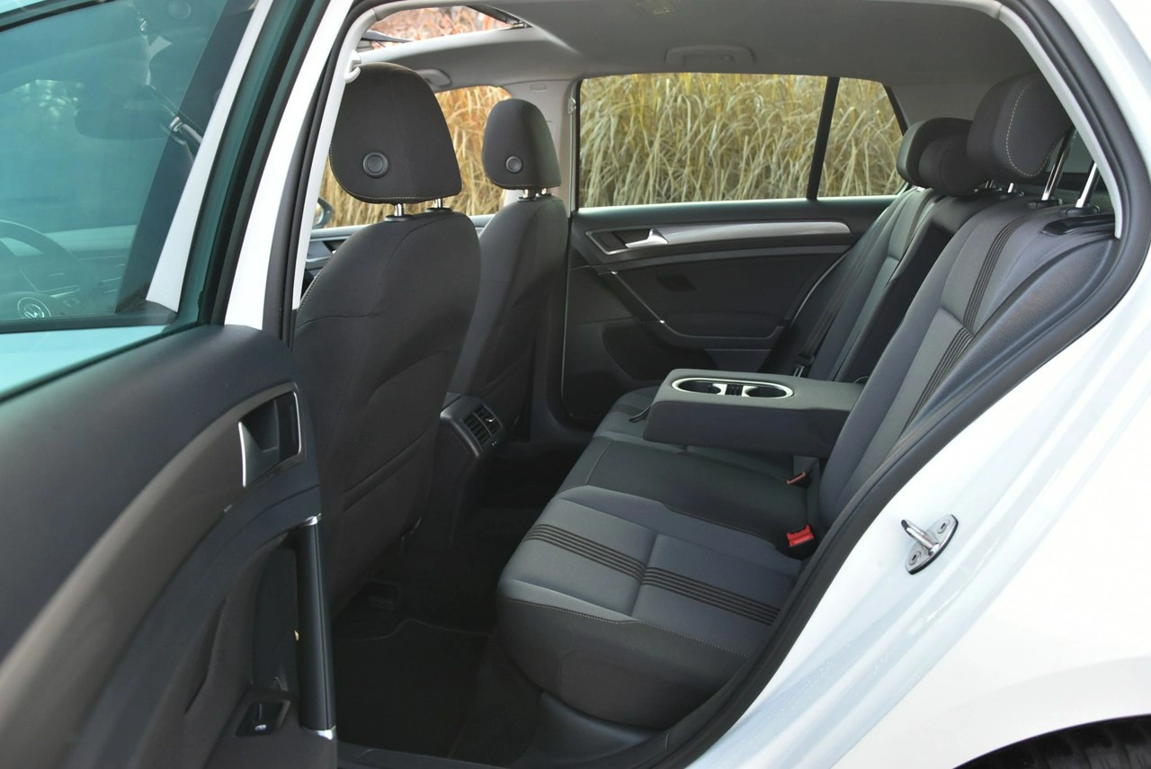 Volkswagen Golf - Zdjęcie 13
