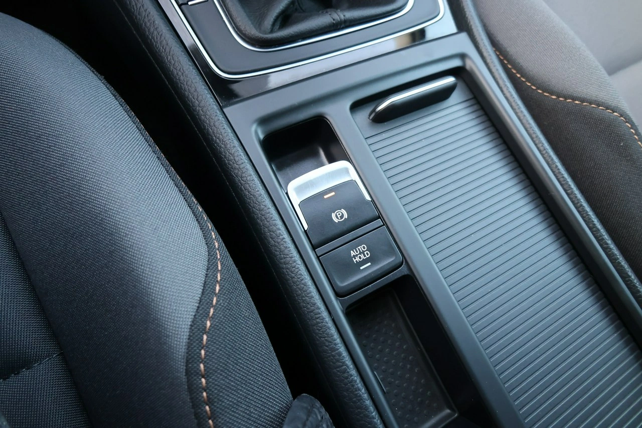 Volkswagen Golf - Zdjęcie 19