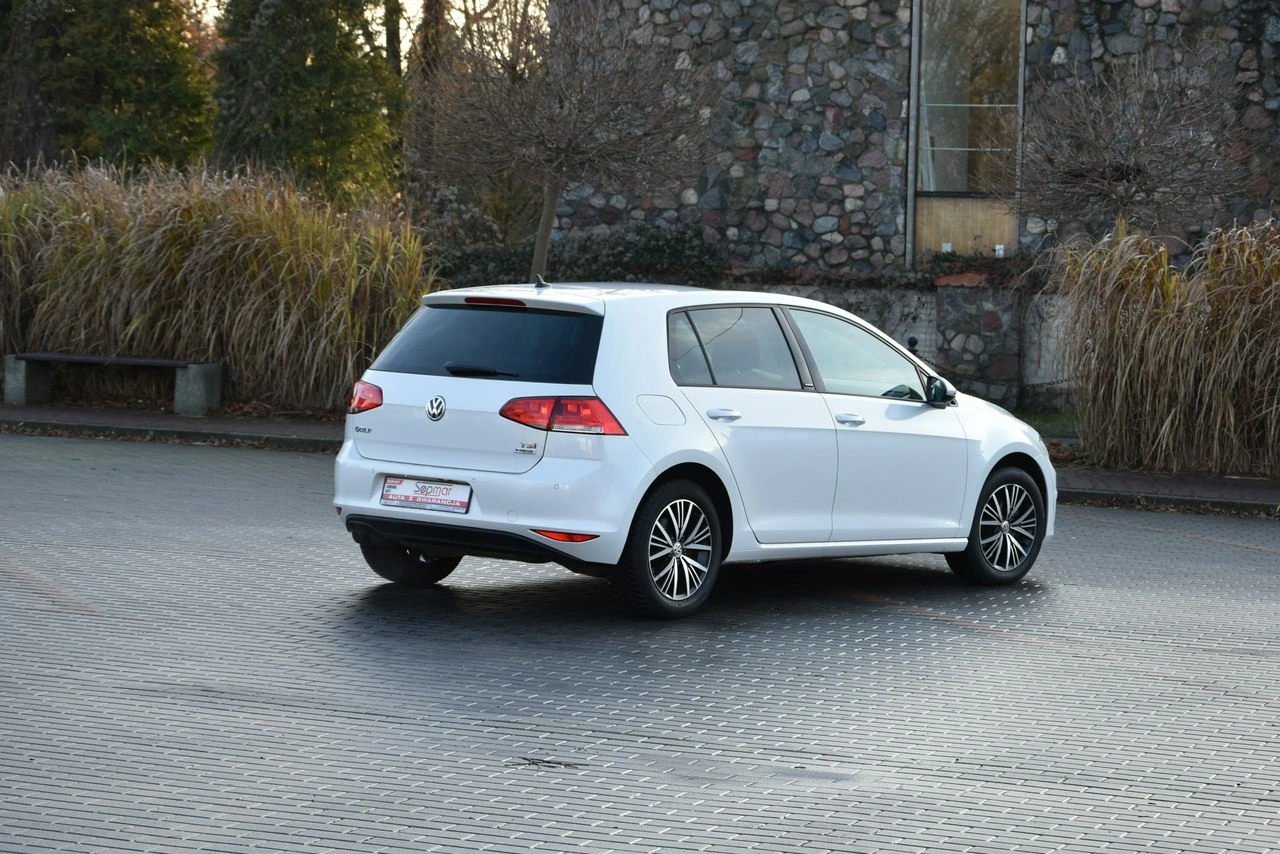 Volkswagen Golf - Zdjęcie 27