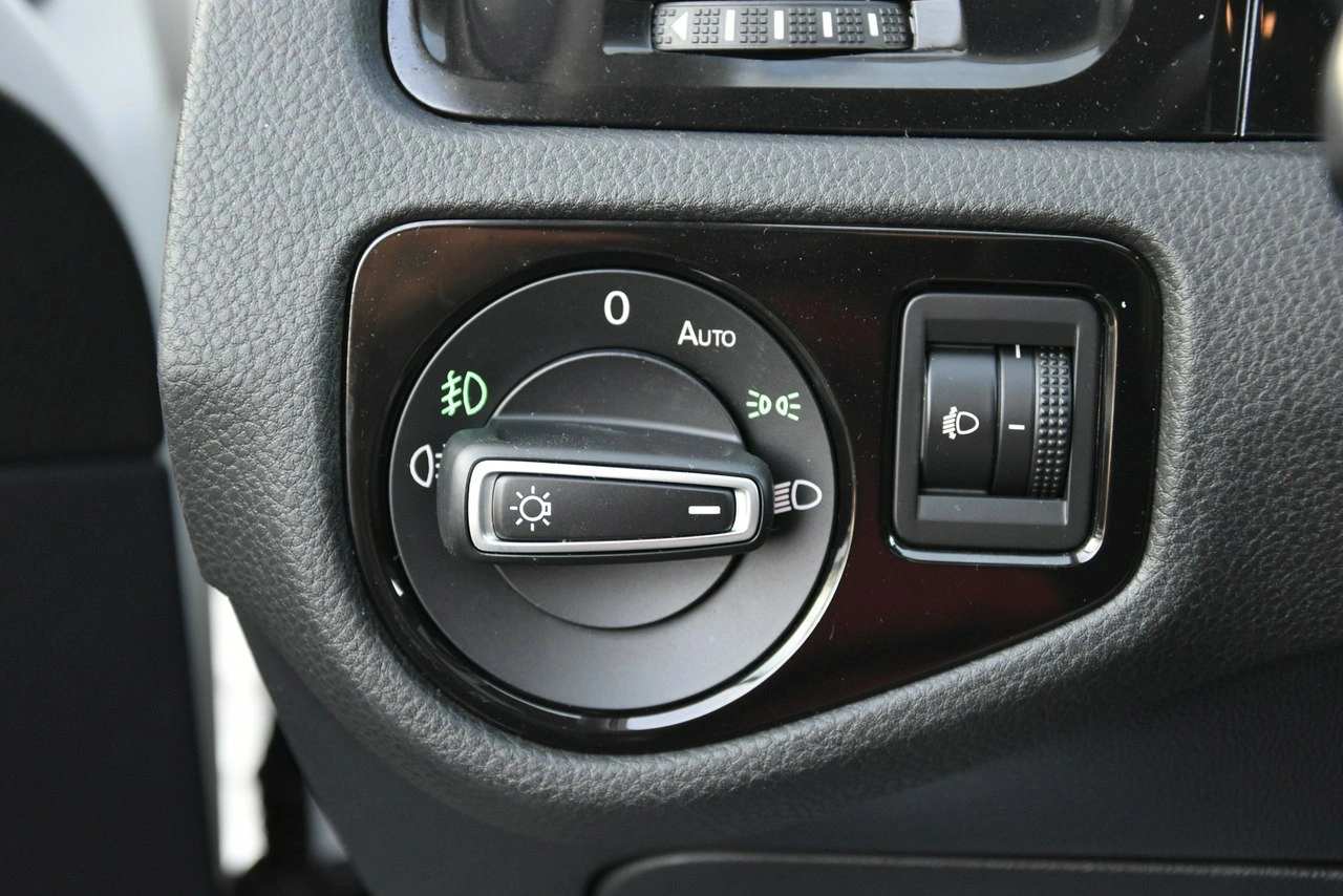 Volkswagen Golf - Zdjęcie 32