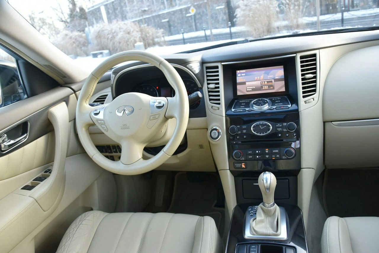 Infiniti FX 35 - Zdjęcie 10