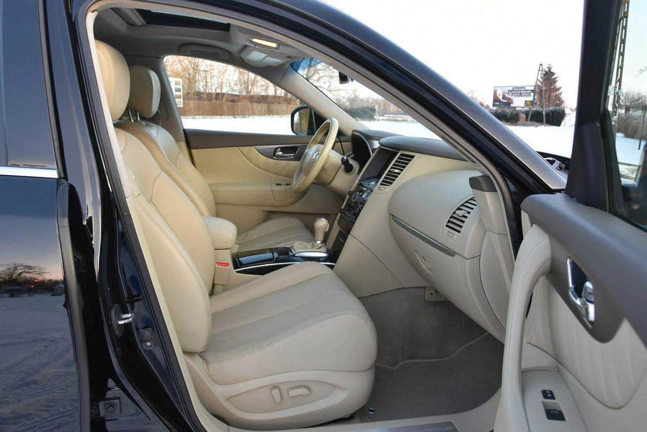 Infiniti FX 35 - Zdjęcie 12