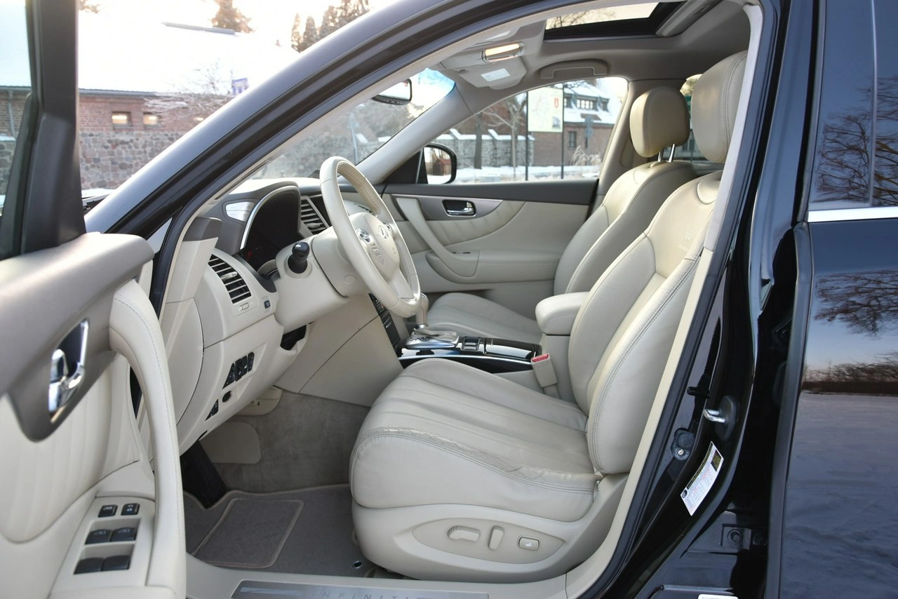Infiniti FX 35 - Zdjęcie 17