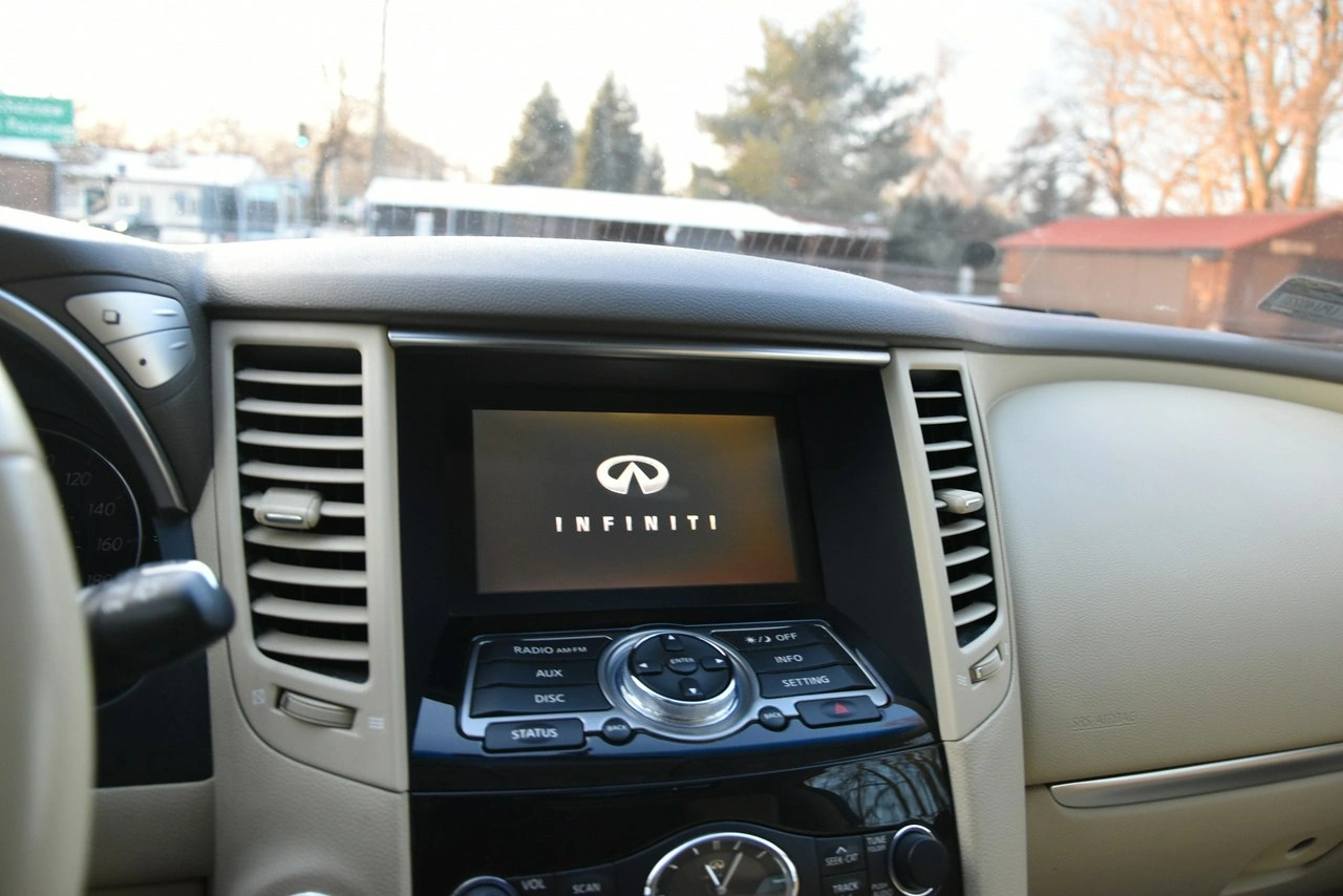 Infiniti FX 35 - Zdjęcie 27
