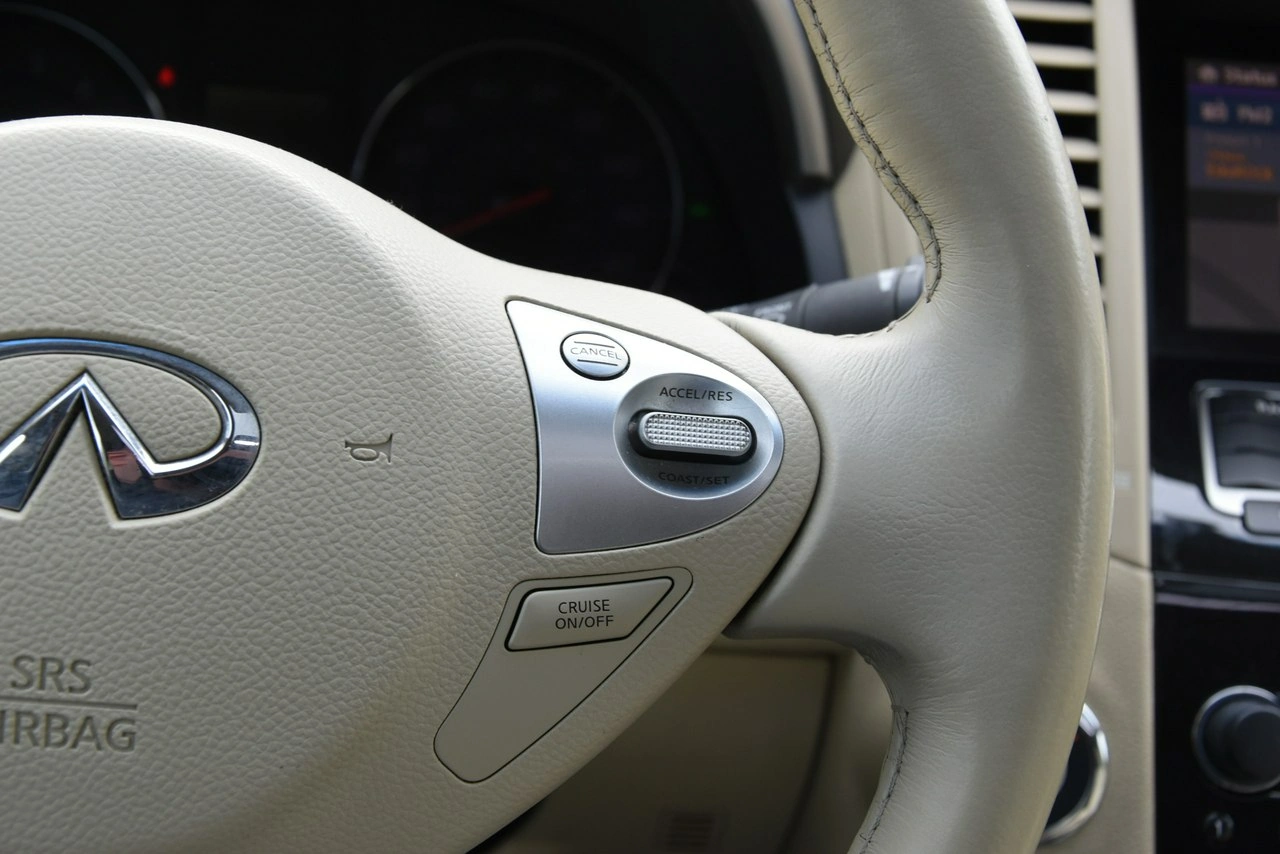 Infiniti FX 35 - Zdjęcie 27