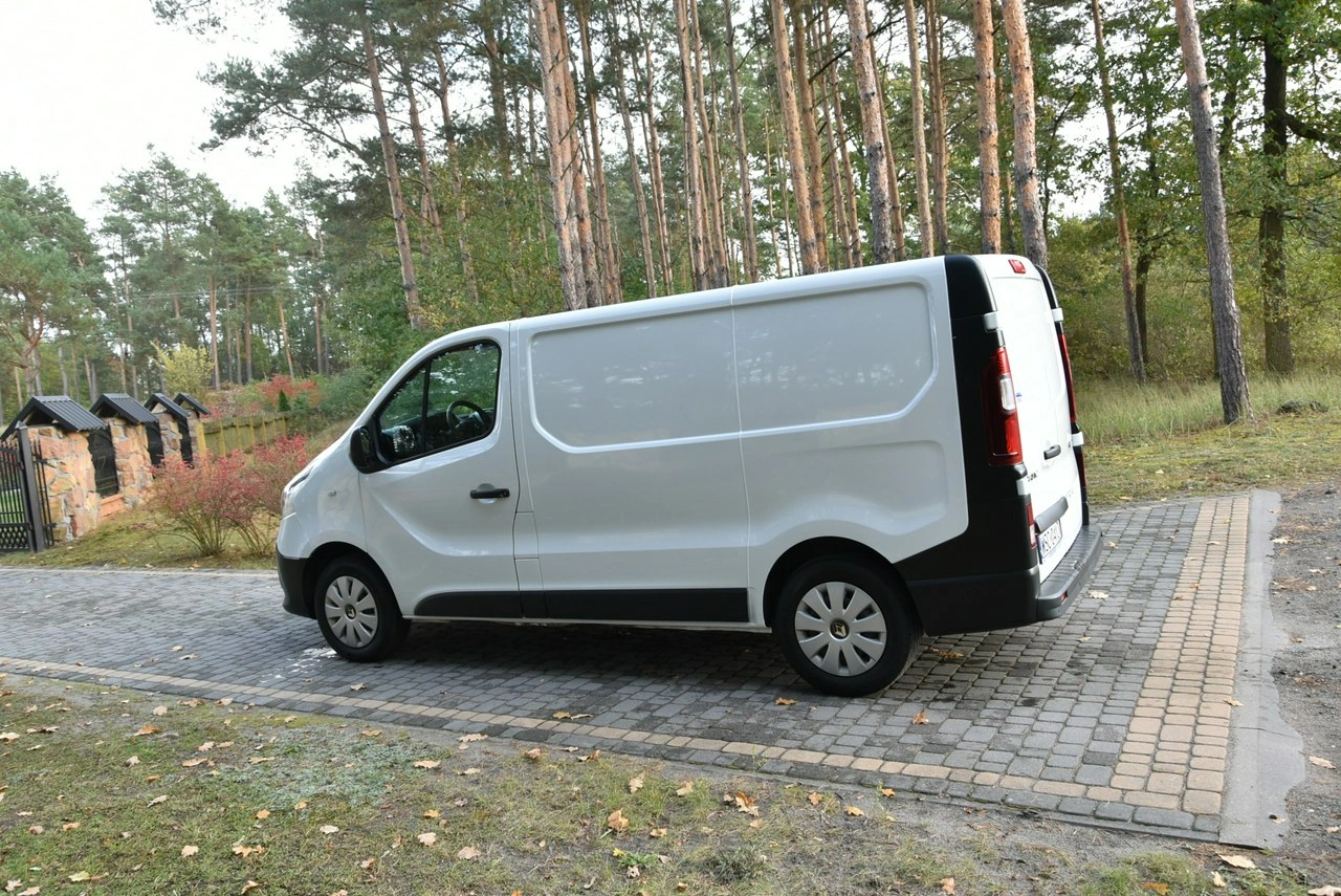 Renault Trafic - Zdjęcie 2