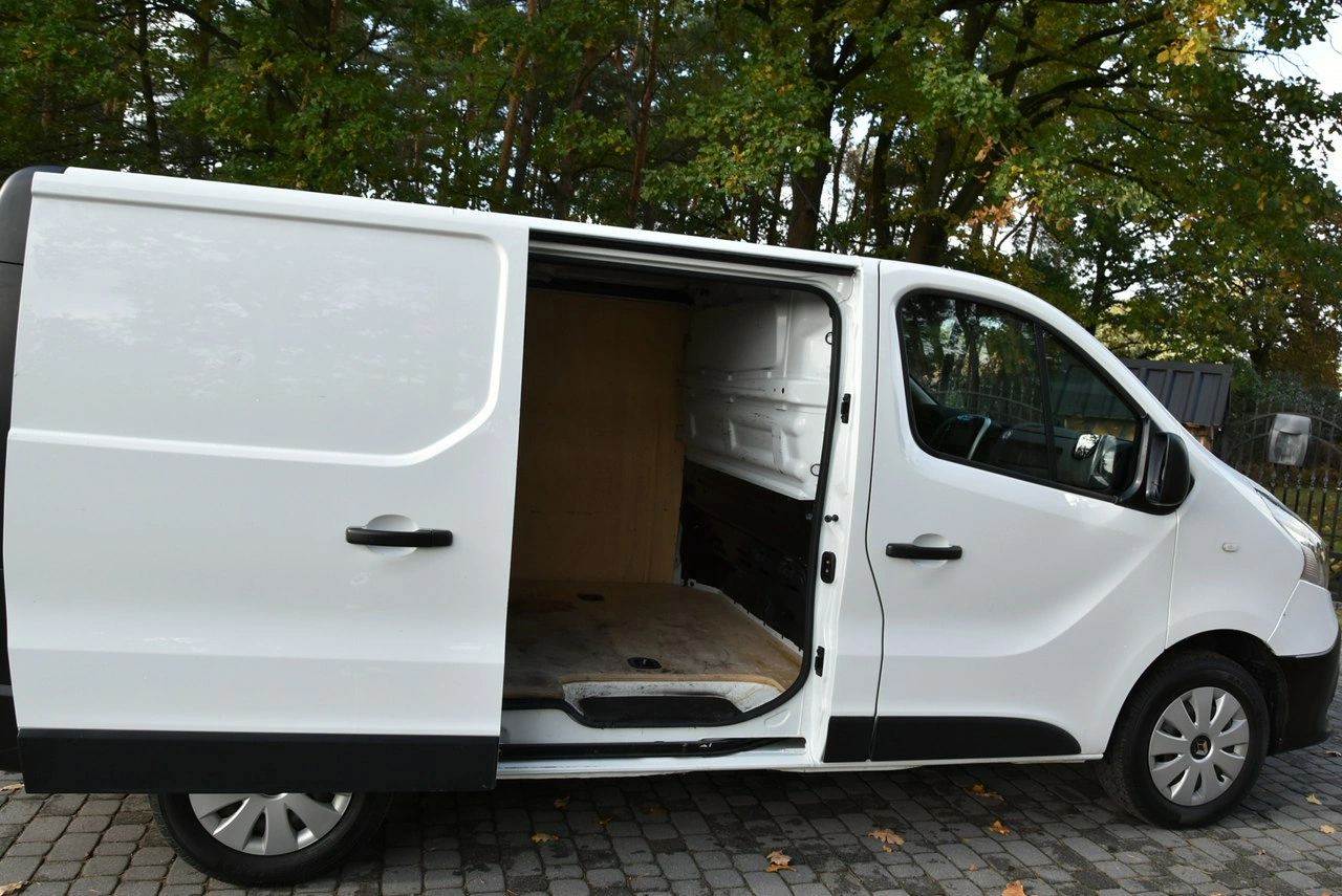 Renault Trafic - Zdjęcie 8