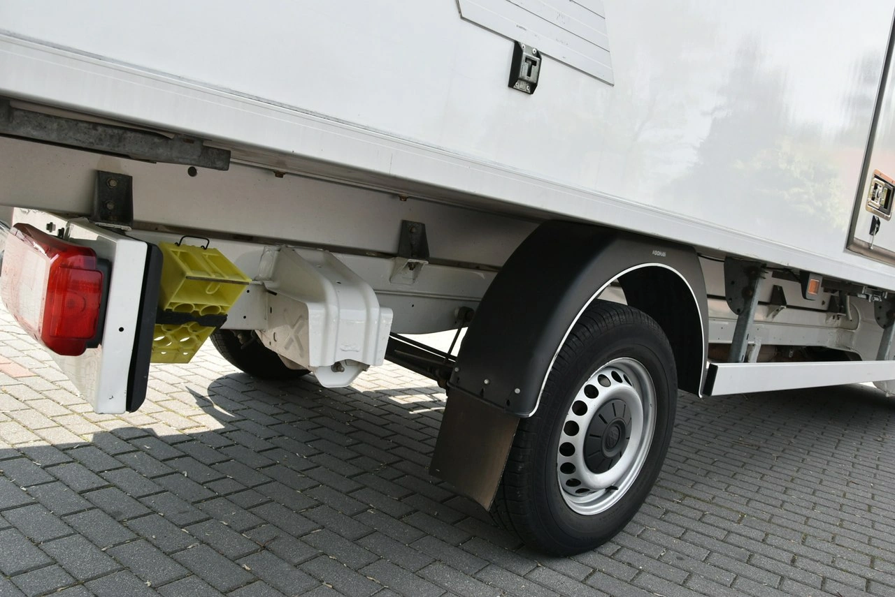 Volkswagen Crafter - Zdjęcie 22