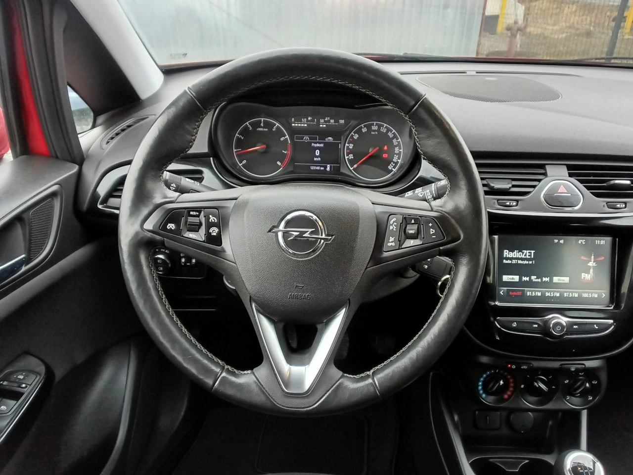 Opel Corsa - Zdjęcie 22