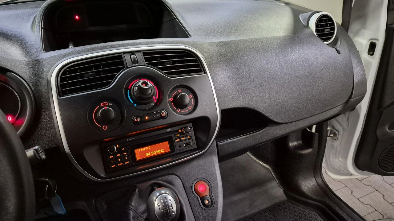 Renault Kangoo - Zdjęcie 17