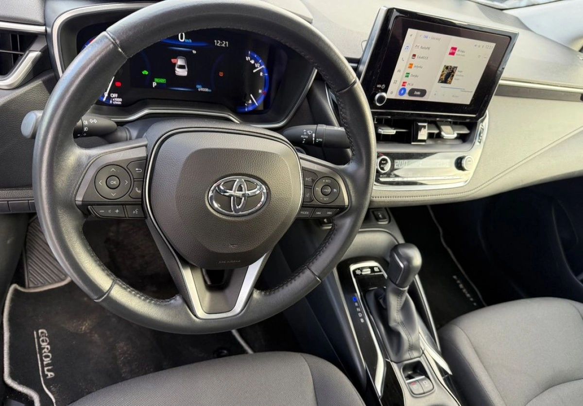 Toyota Corolla - Zdjęcie 17