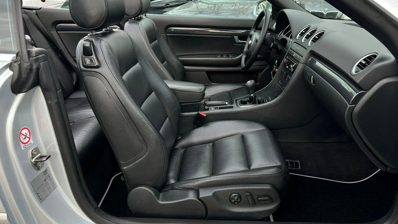 Audi A4 - Zdjęcie 21