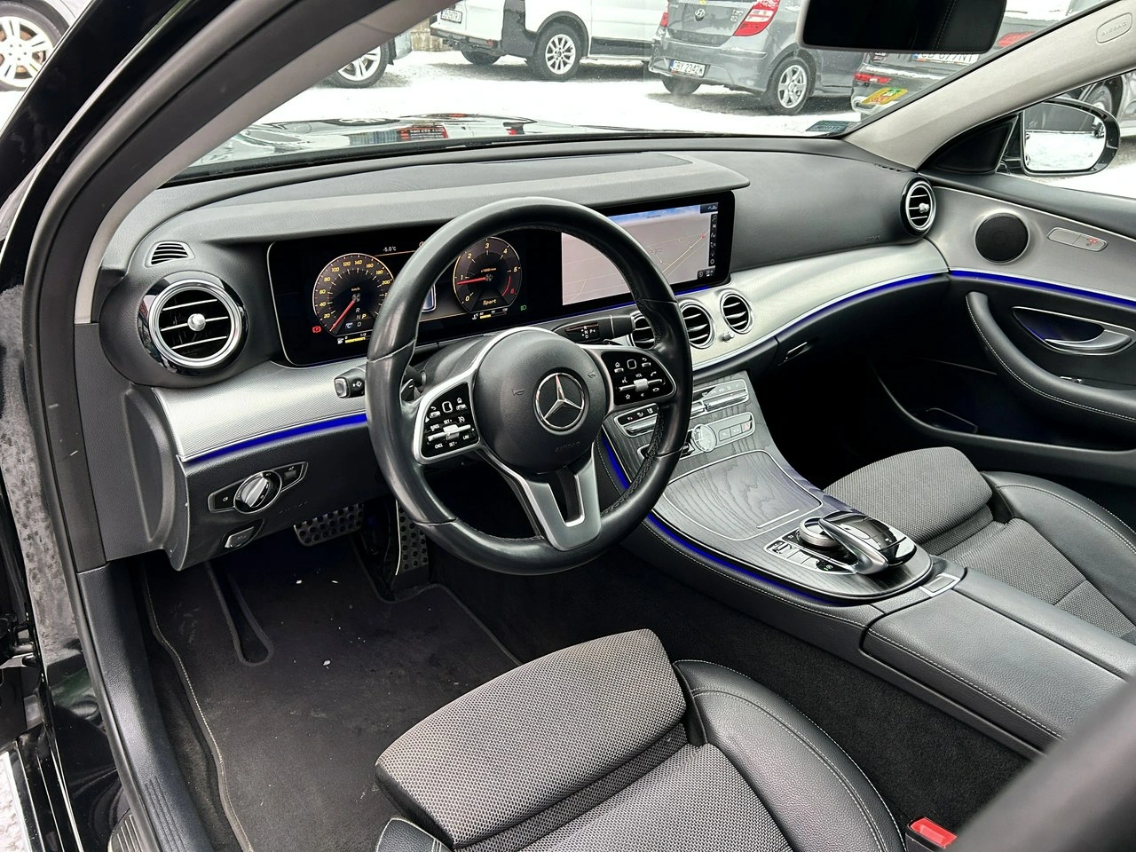 Mercedes E 200 - Zdjęcie 8