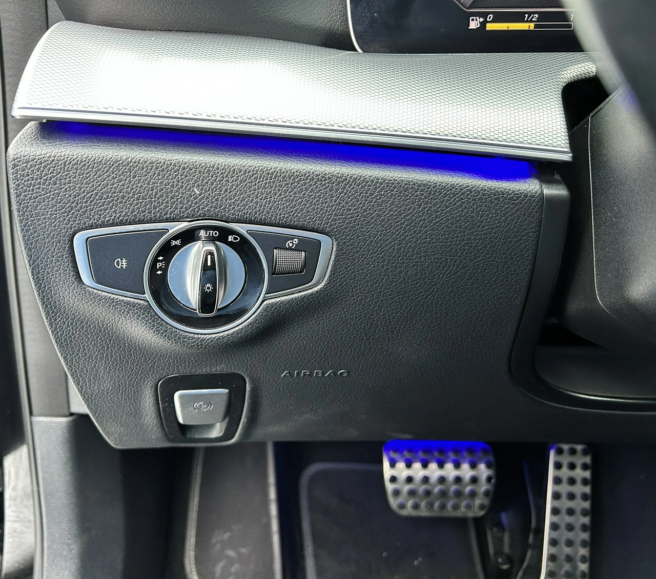 Mercedes E 200 - Zdjęcie 12