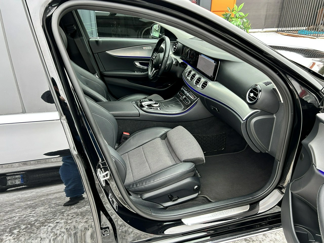 Mercedes E 200 - Zdjęcie 20