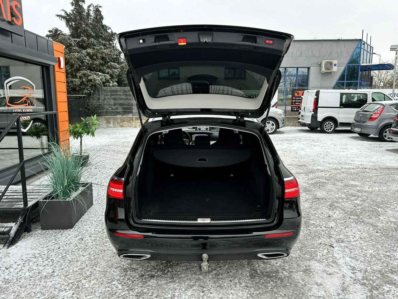 Mercedes E 200 - Zdjęcie 30