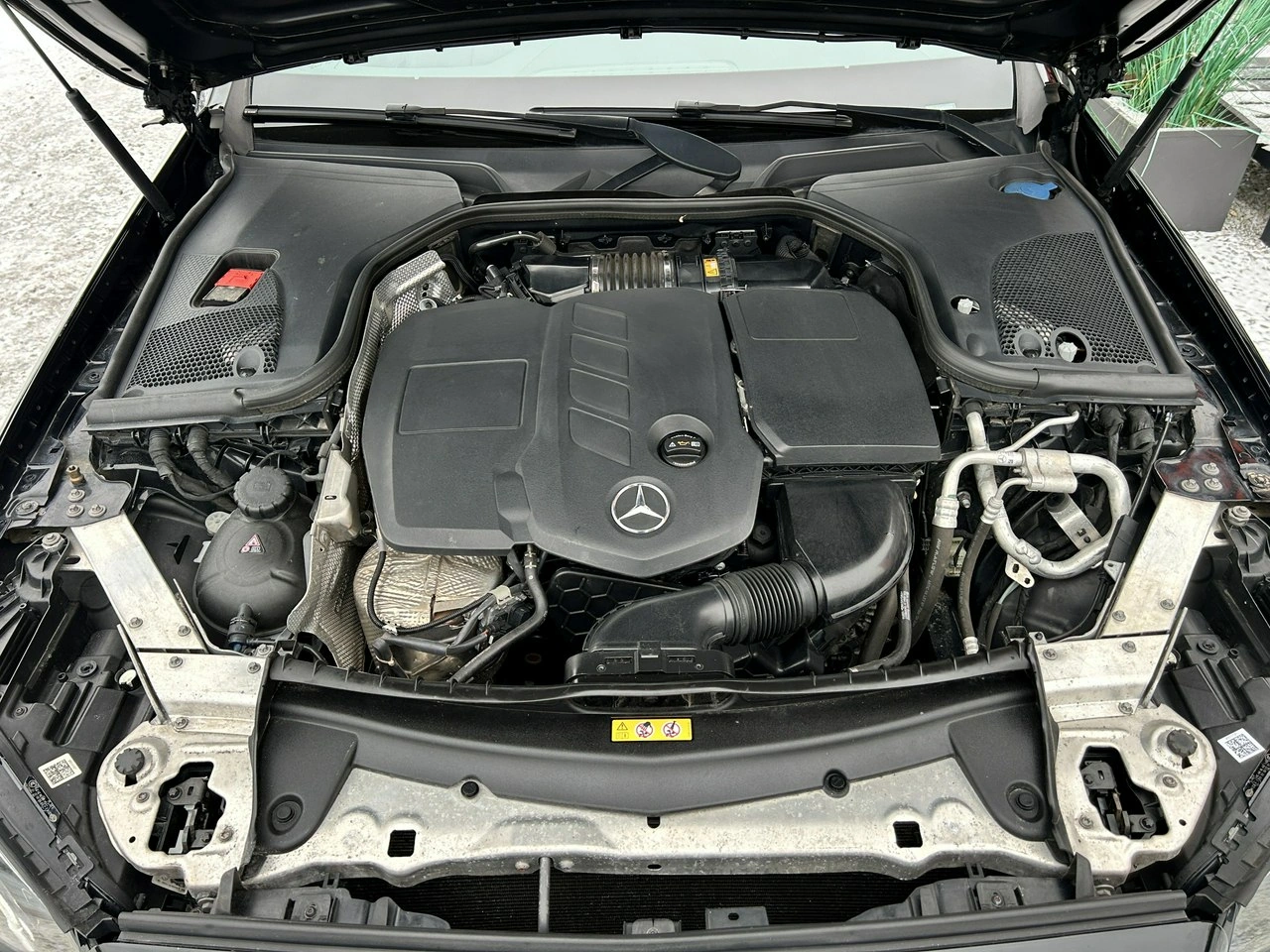 Mercedes E 200 - Zdjęcie 35