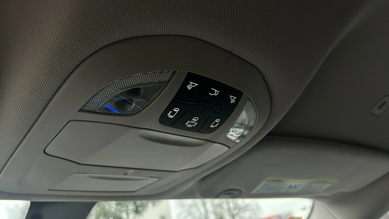 Chrysler Pacifica - Zdjęcie 13