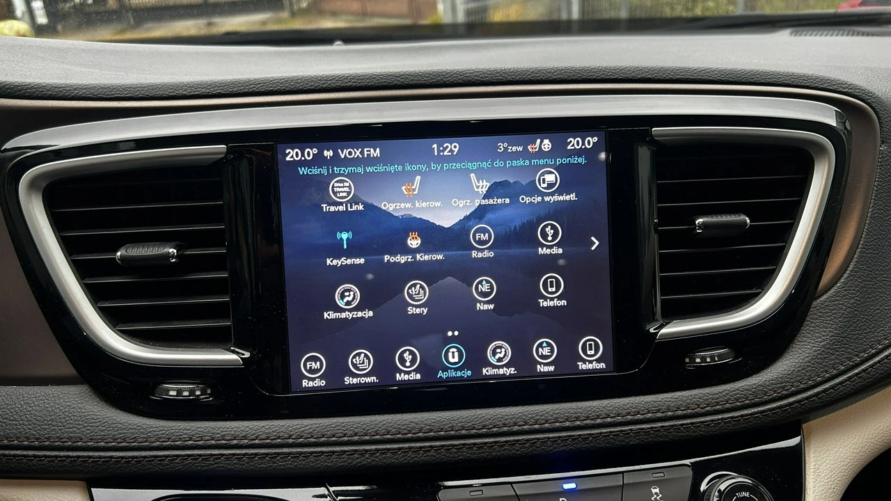 Chrysler Pacifica - Zdjęcie 12