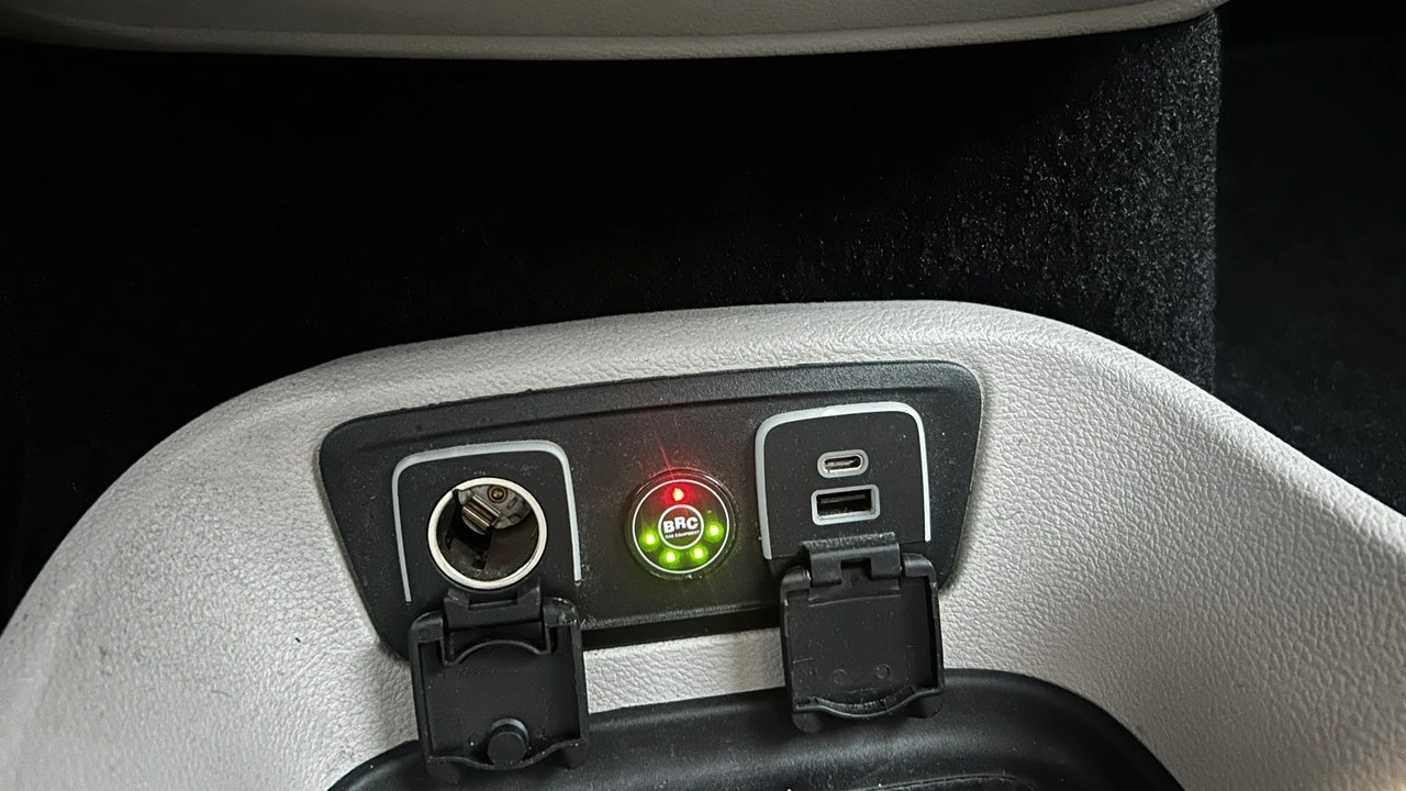 Chrysler Pacifica - Zdjęcie 22