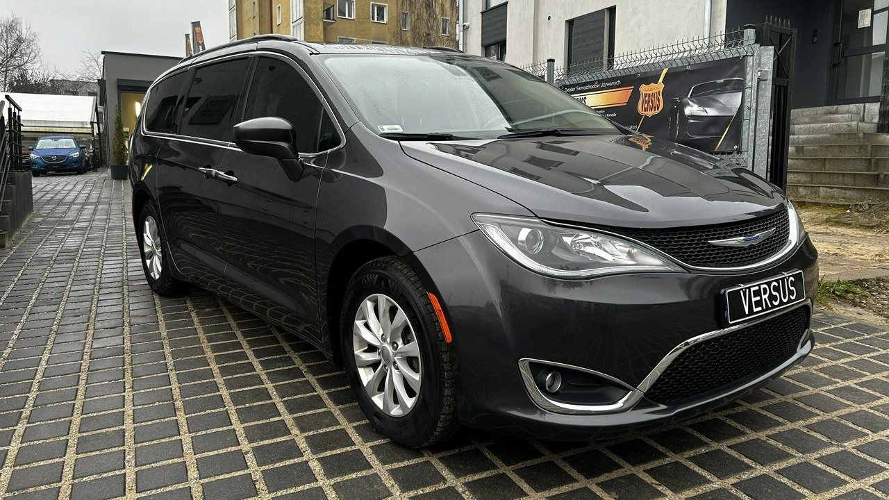 Chrysler Pacifica - Zdjęcie 1