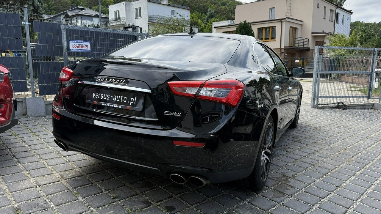 Maserati Ghibli - Zdjęcie 4