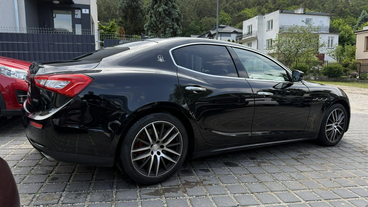 Maserati Ghibli - Zdjęcie 9