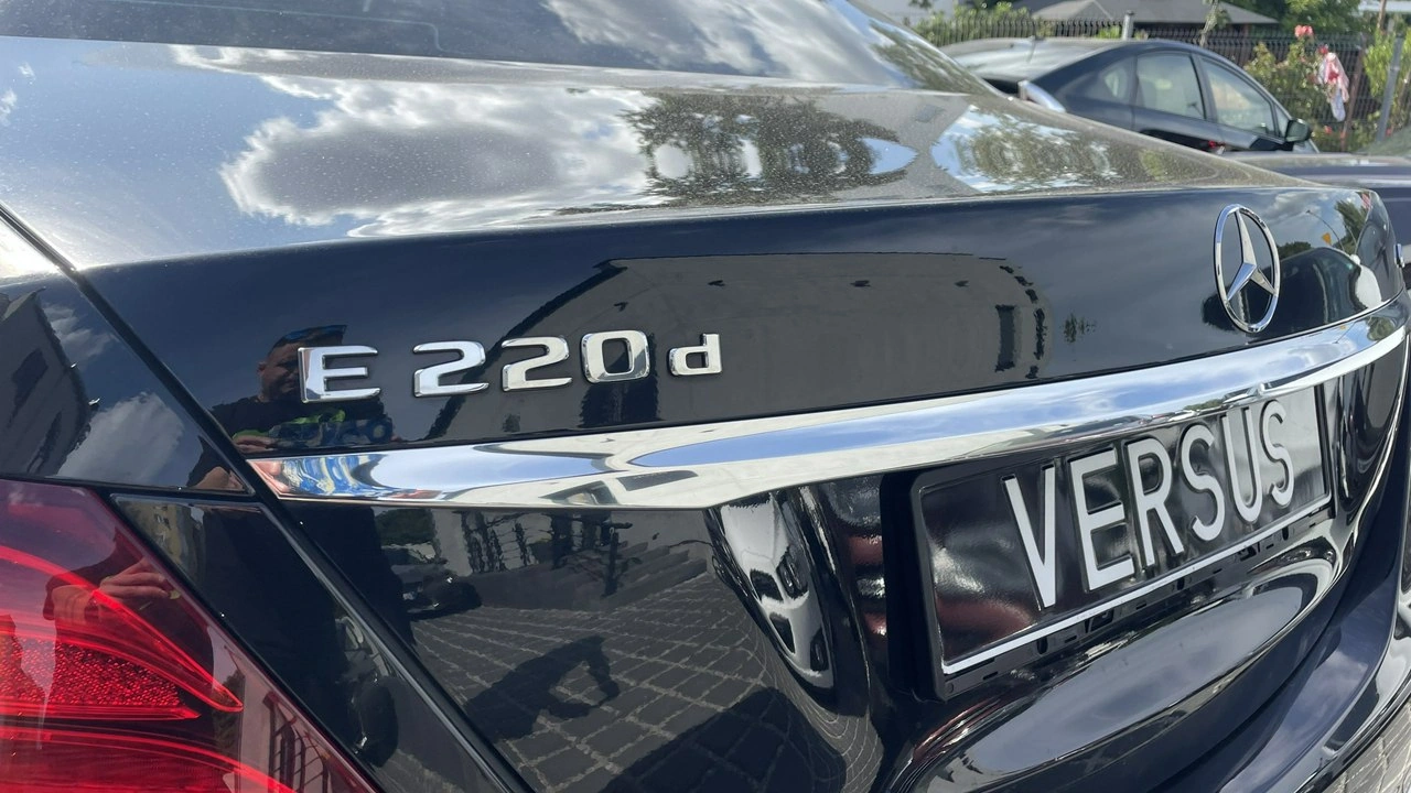 Mercedes E 220 - Zdjęcie 13