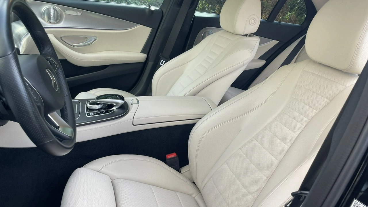 Mercedes E 220 - Zdjęcie 22