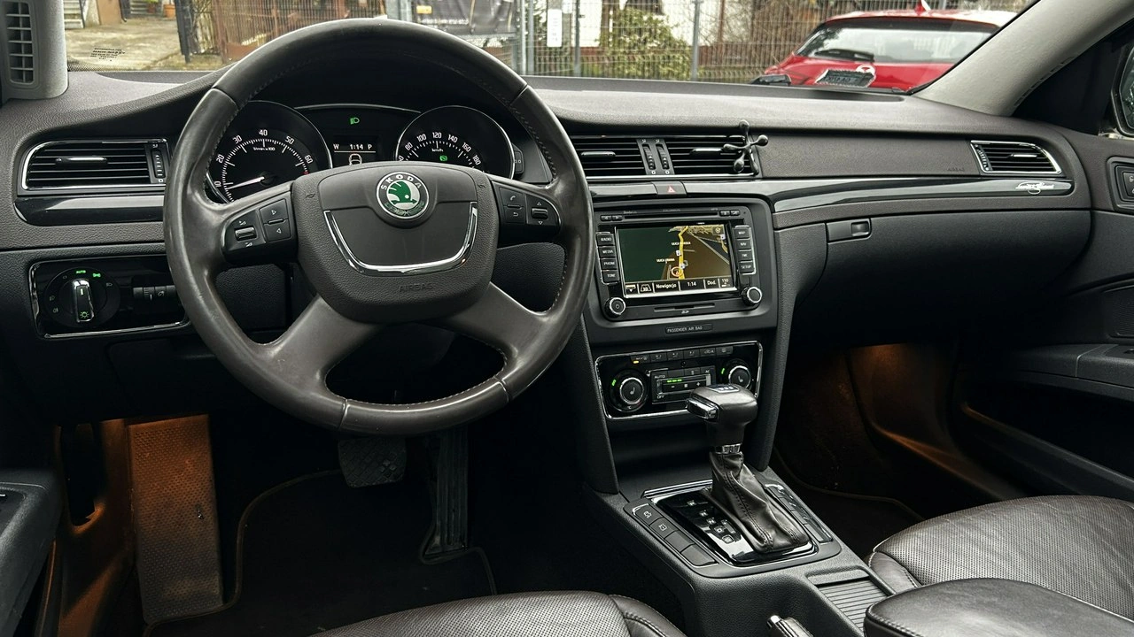 Skoda Superb - Zdjęcie 9