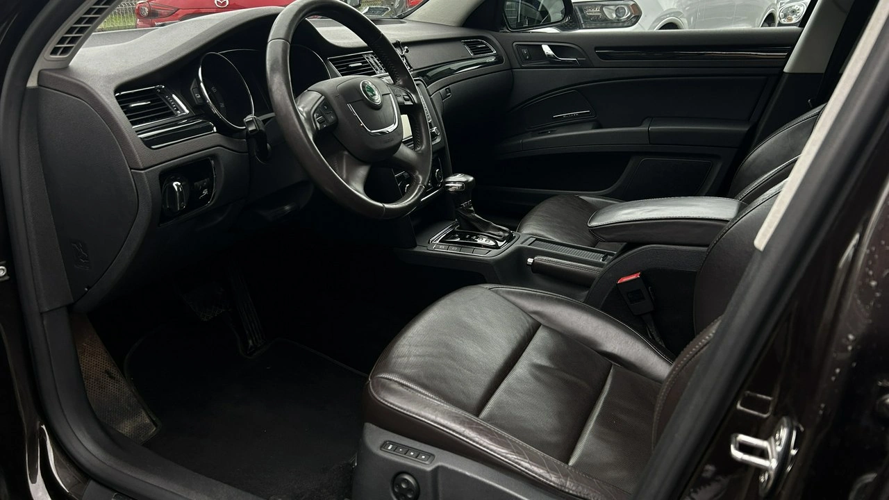 Skoda Superb - Zdjęcie 6