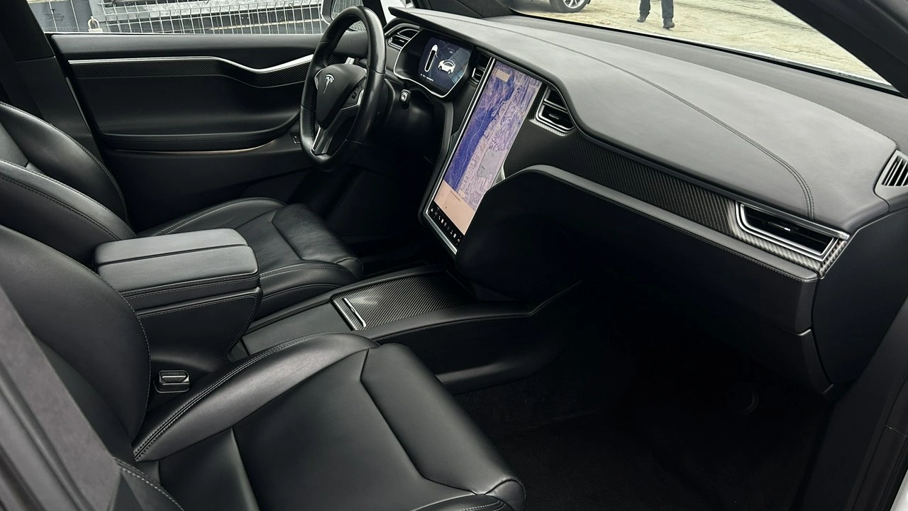 Tesla Model X - Zdjęcie 9