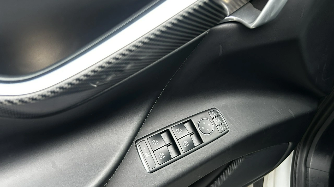 Tesla Model X - Zdjęcie 11