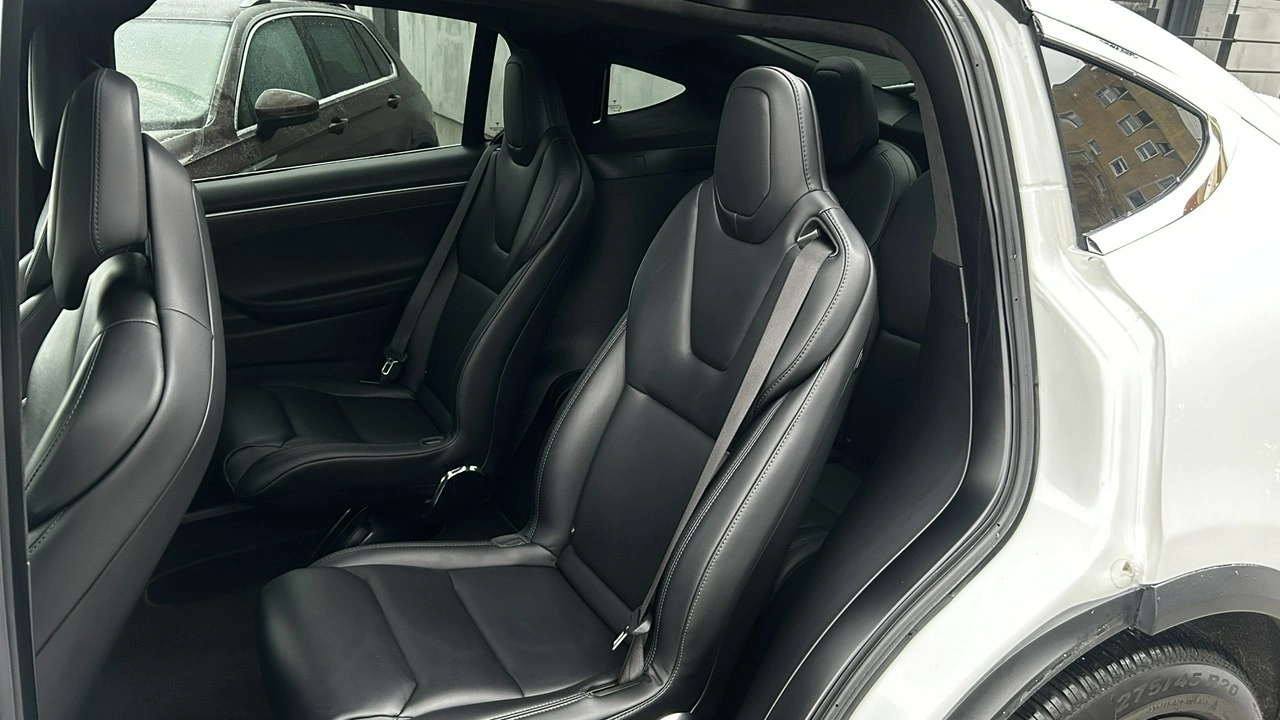 Tesla Model X - Zdjęcie 23
