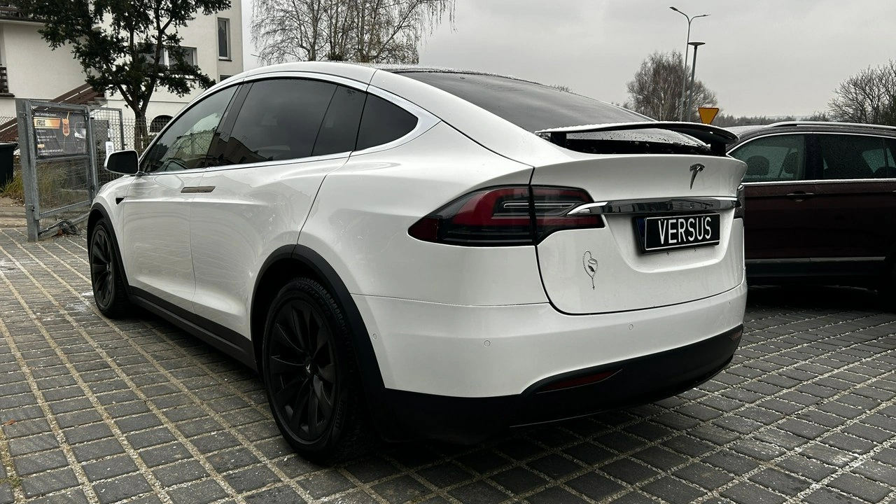 Tesla Model X - Zdjęcie 5