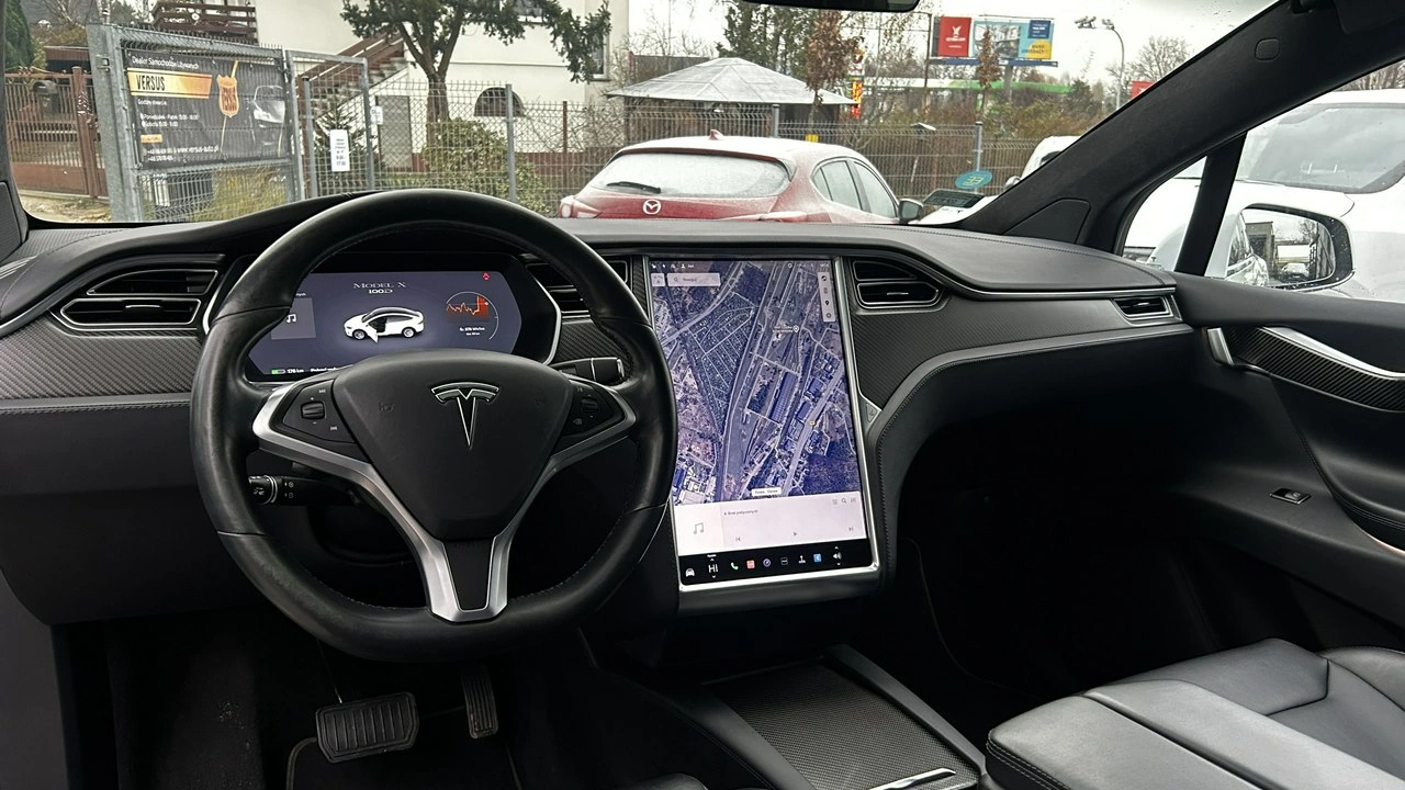 Tesla Model X - Zdjęcie 8