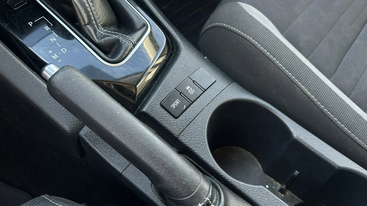 Toyota Auris - Zdjęcie 14