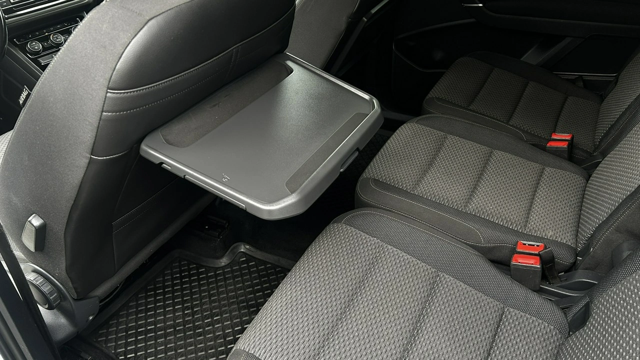 Volkswagen Touran - Zdjęcie 15