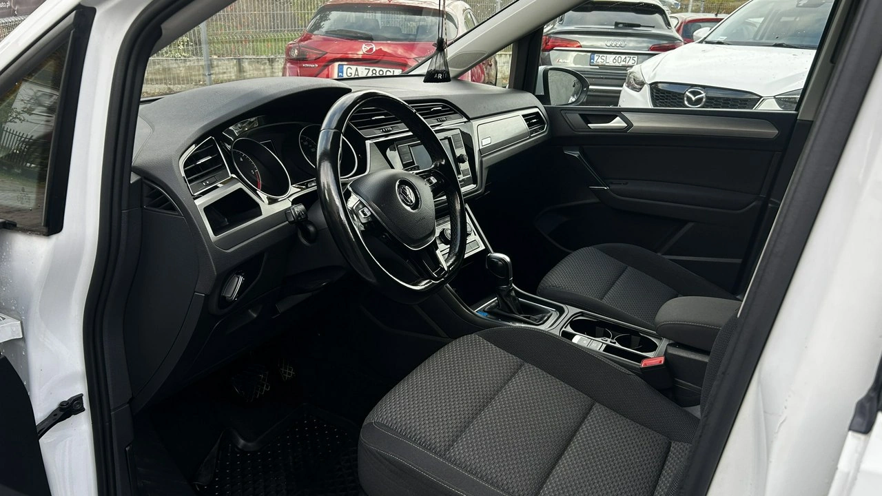 Volkswagen Touran - Zdjęcie 7
