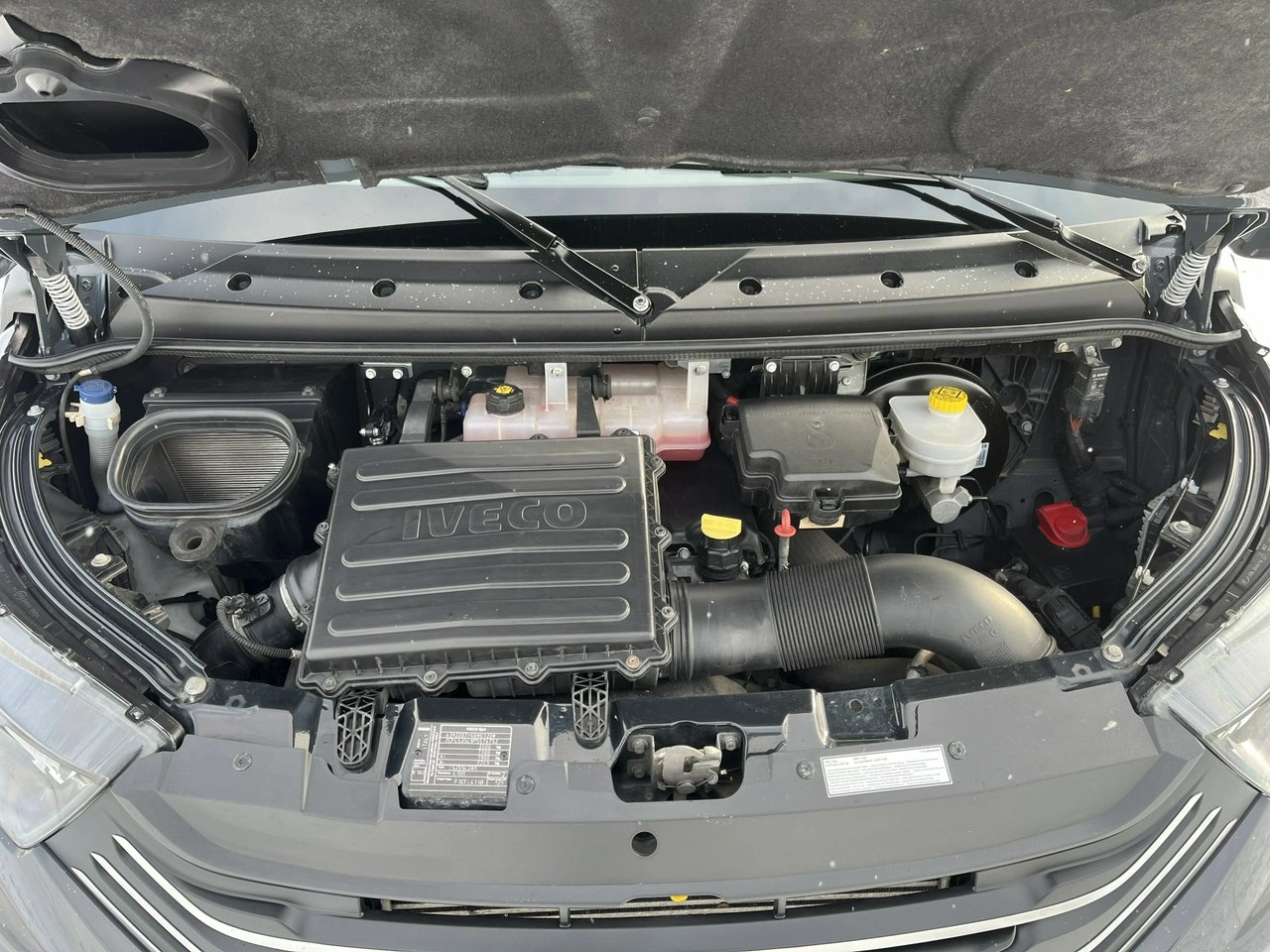Iveco Daily - Zdjęcie 18