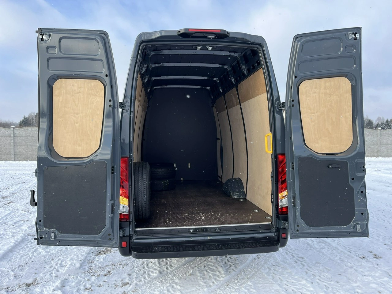 Iveco Daily - Zdjęcie 23