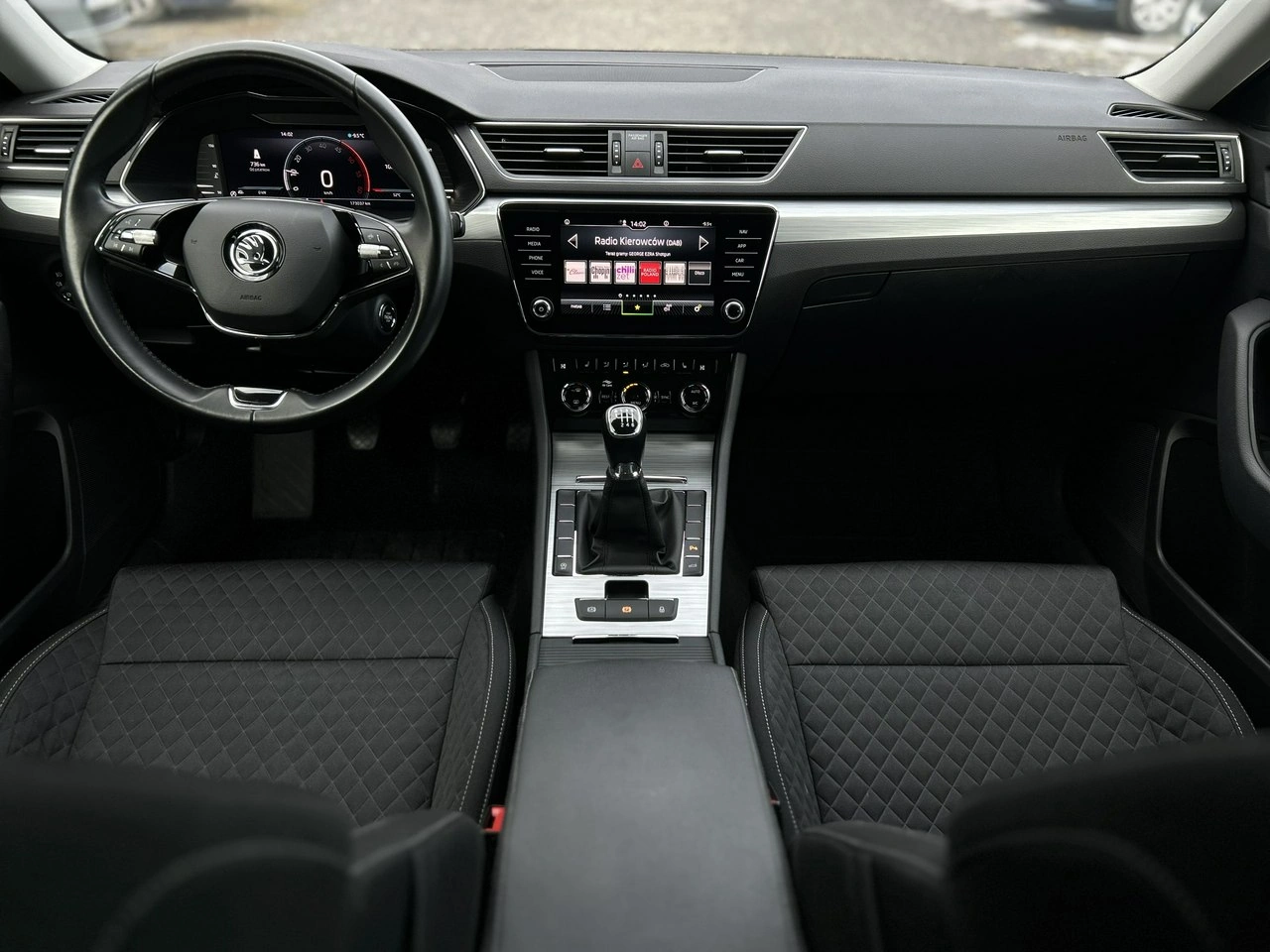 Skoda Superb - Zdjęcie 9