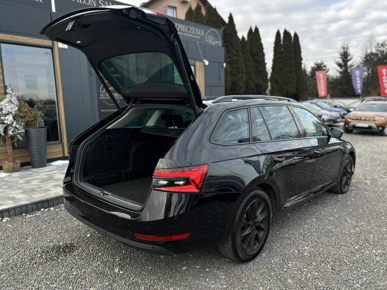 Skoda Superb - Zdjęcie 37