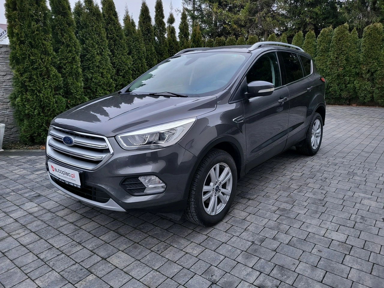 Ford Kuga - Zdjęcie 1