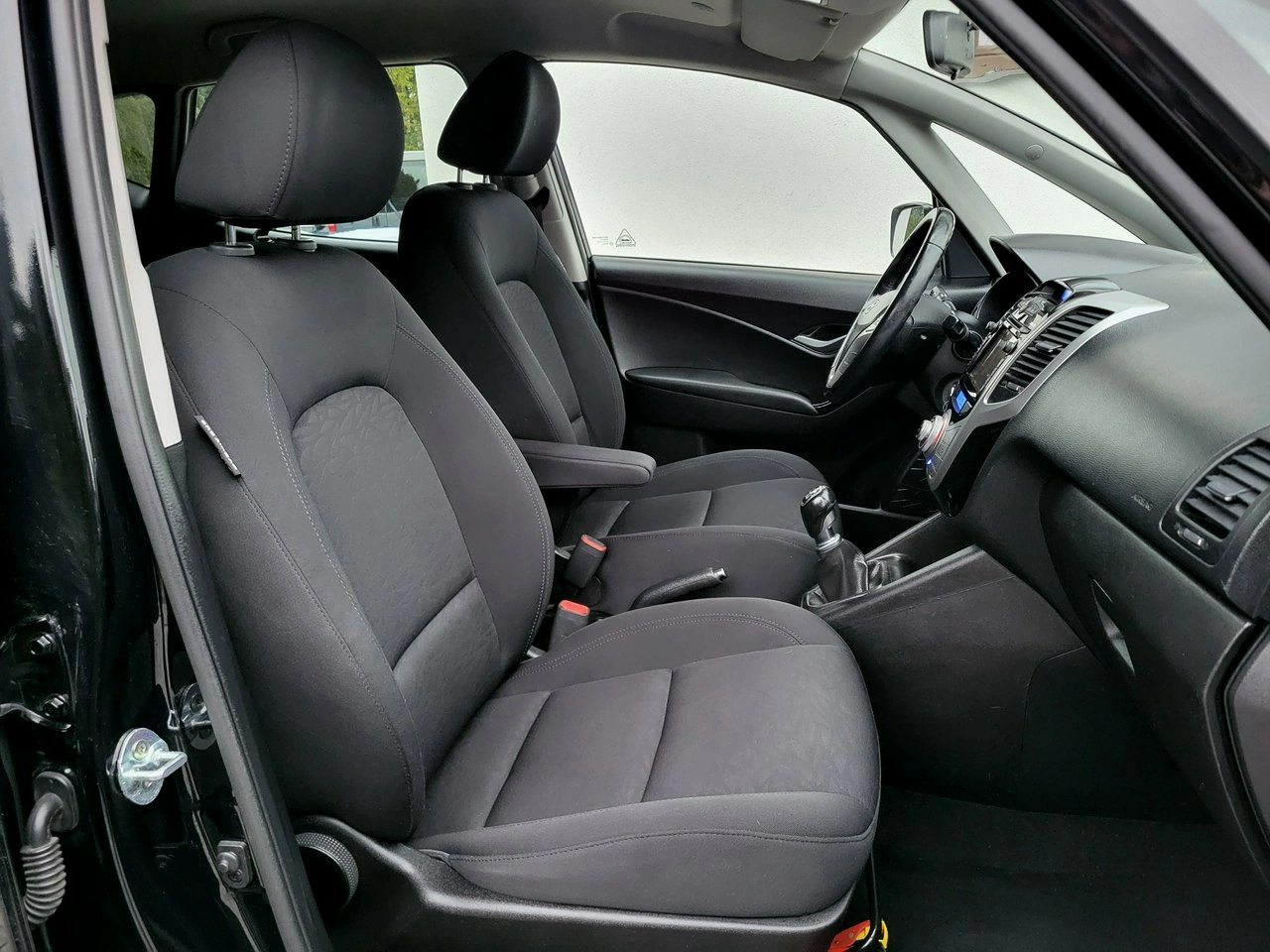 Hyundai ix20 - Zdjęcie 13